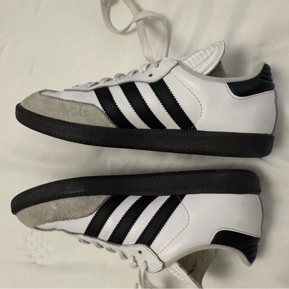 Adidas Samba White and Black Shoes with Brown Soles - Picture 8 of 8